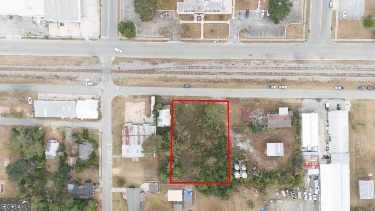 213 SE Park Baxley GA 31513