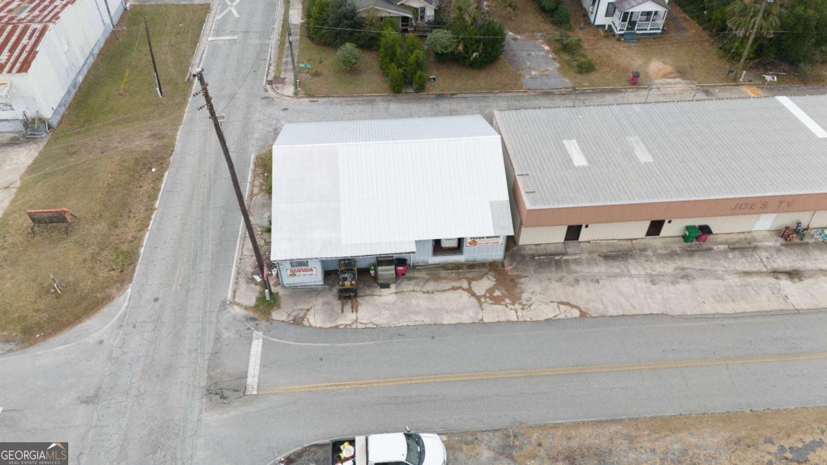 213 SE Park Baxley GA 31513