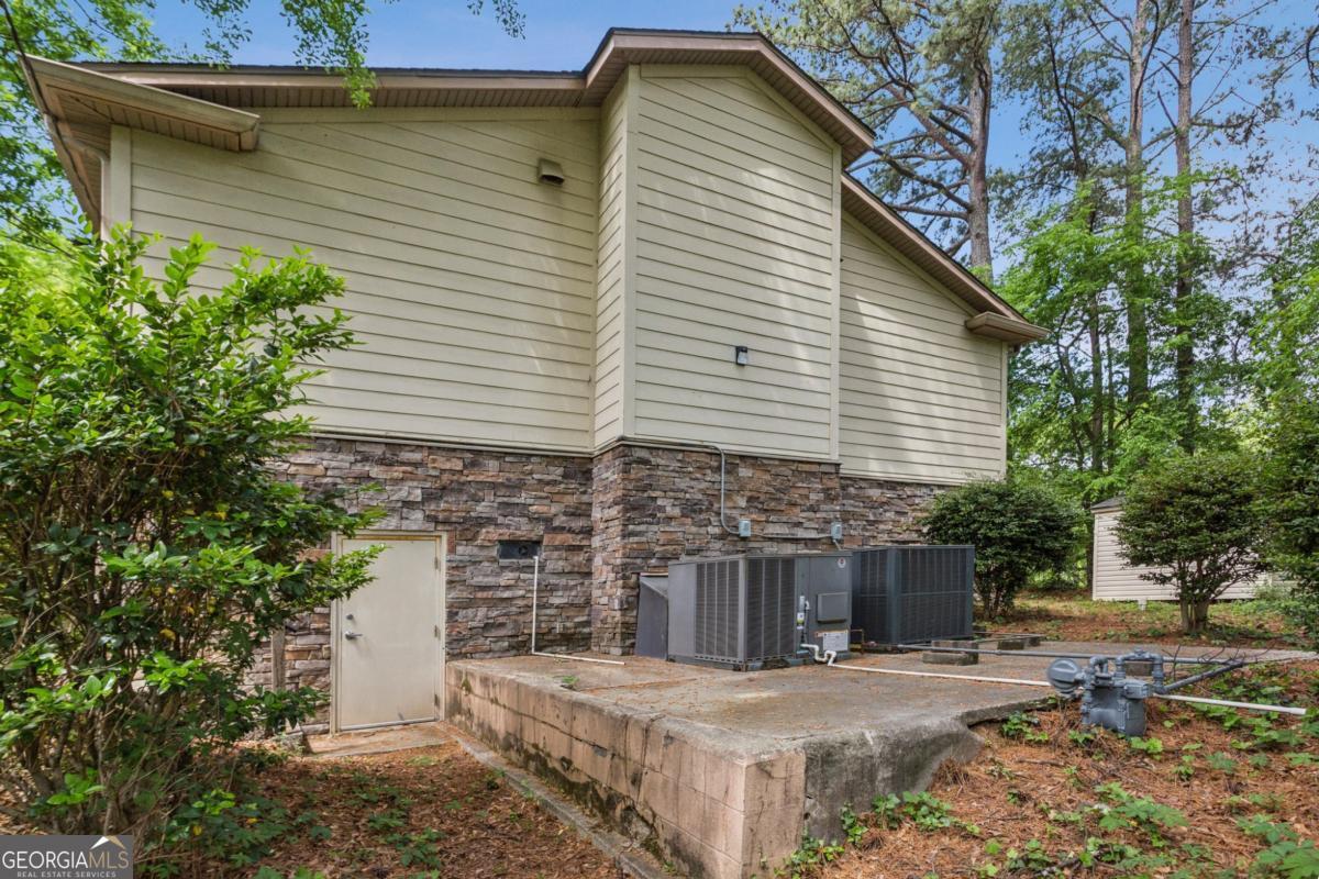 1184 Davis Place NW Atlanta GA 30318