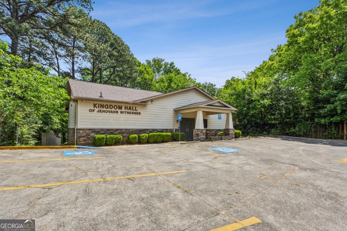 1184 Davis Place NW Atlanta GA 30318