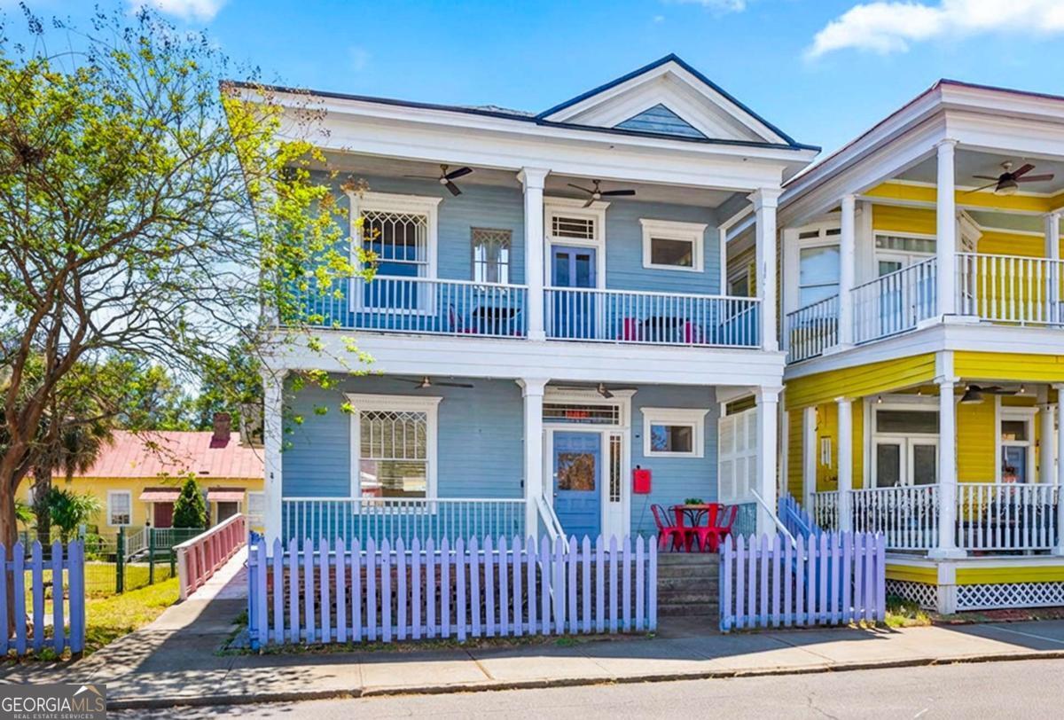 11 E 41st Street Savannah GA 31401