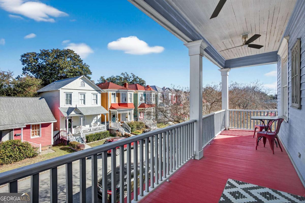 11 E 41st Street Savannah GA 31401