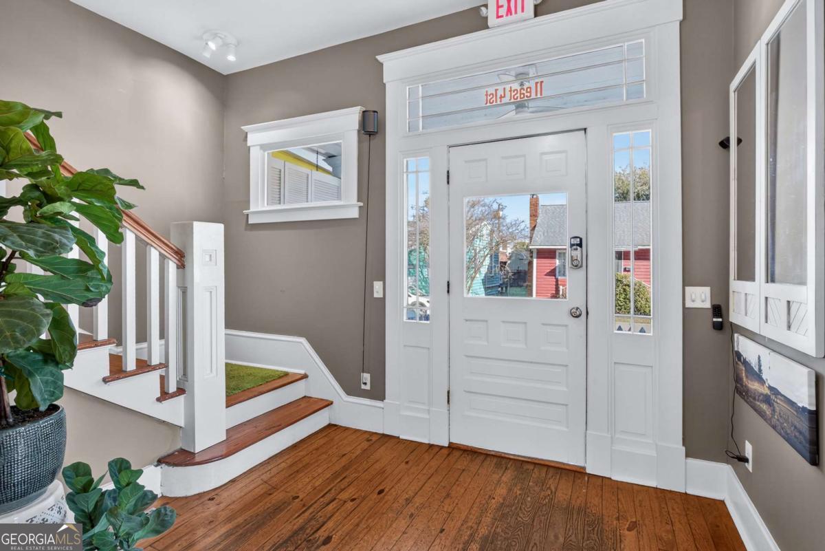 11 E 41st Street Savannah GA 31401