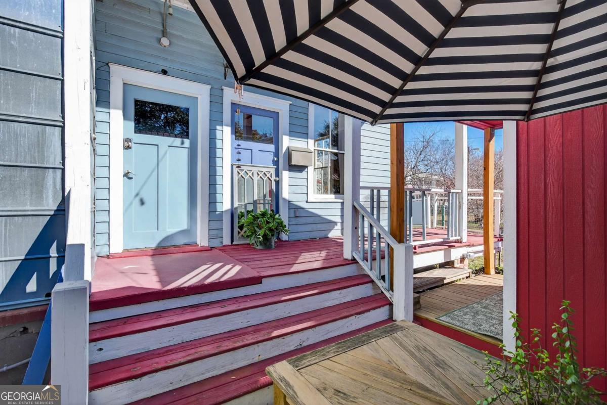 11 E 41st Street Savannah GA 31401