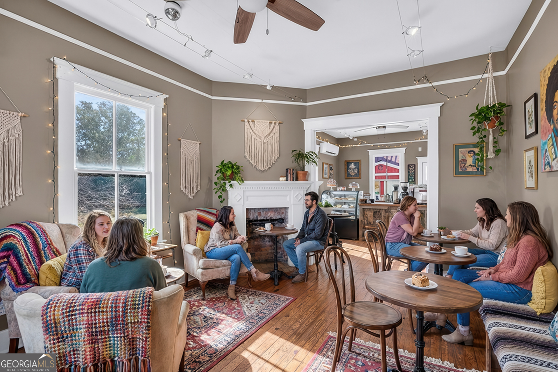 11 E 41st Street Savannah GA 31401