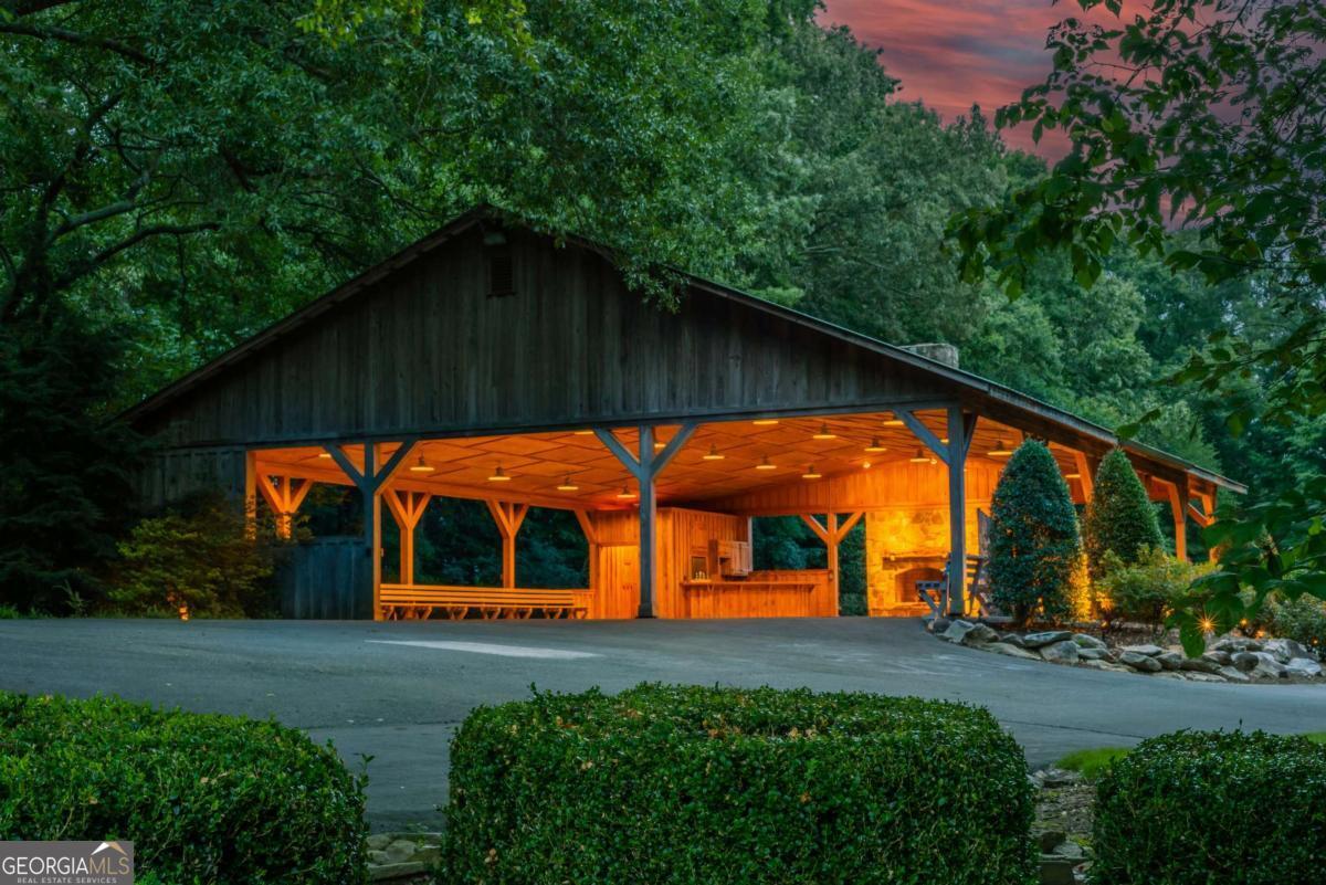 565 Owens Gin Road NE Calhoun GA 30701