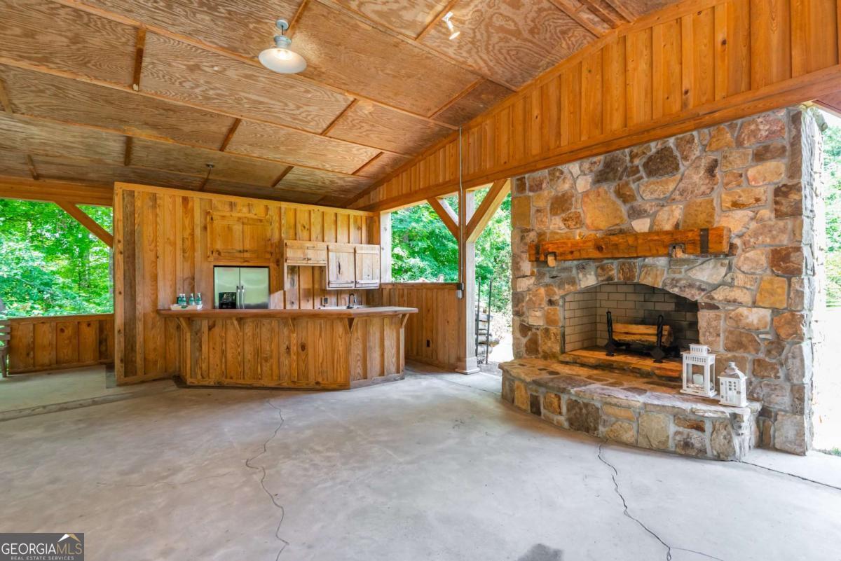 565 Owens Gin Road NE Calhoun GA 30701