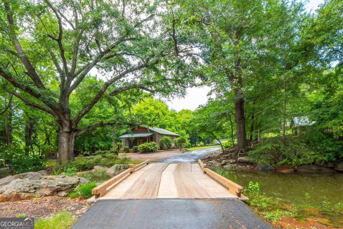 565 Owens Gin Road NE Calhoun GA 30701