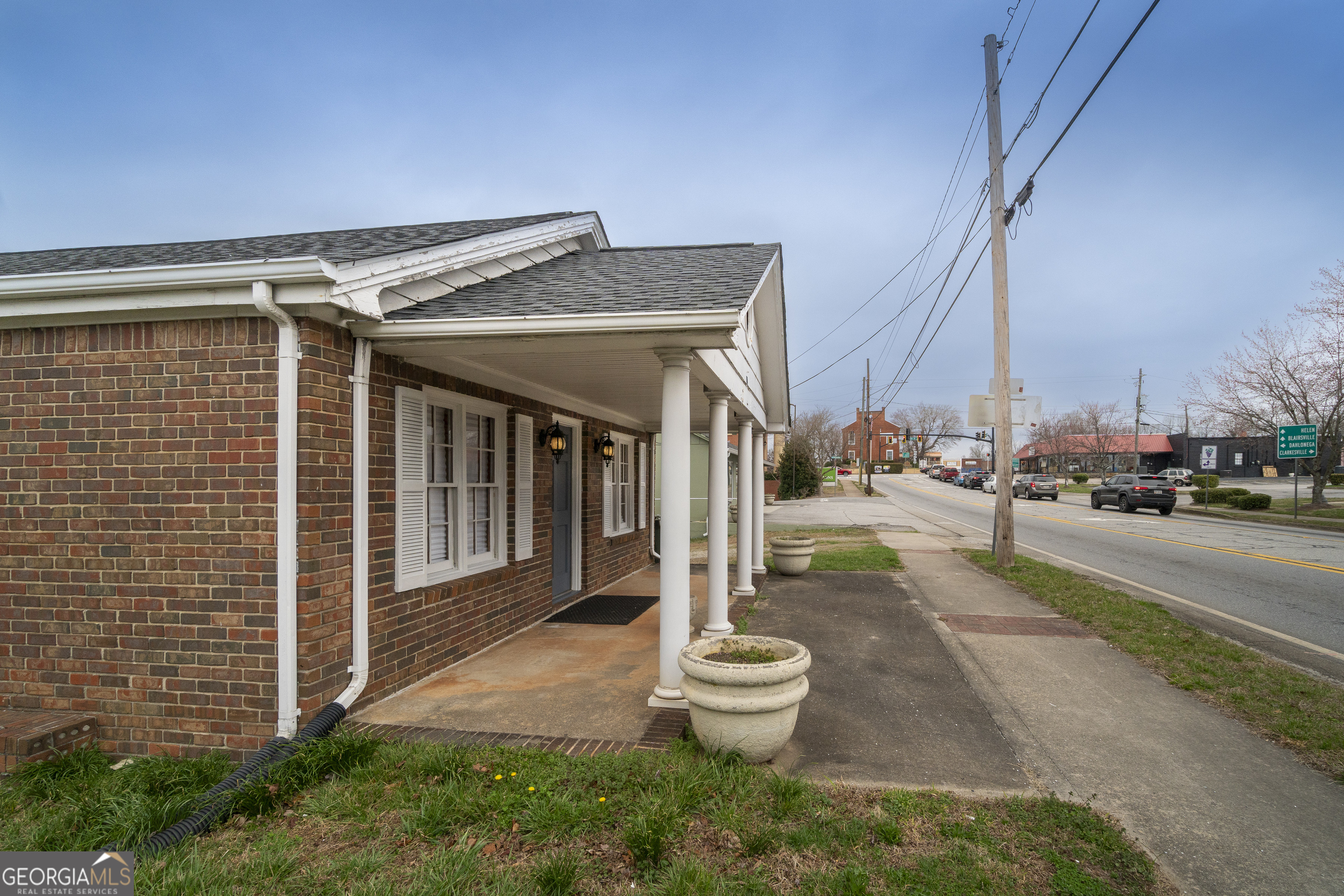 60 S Main Street Cleveland GA 30528