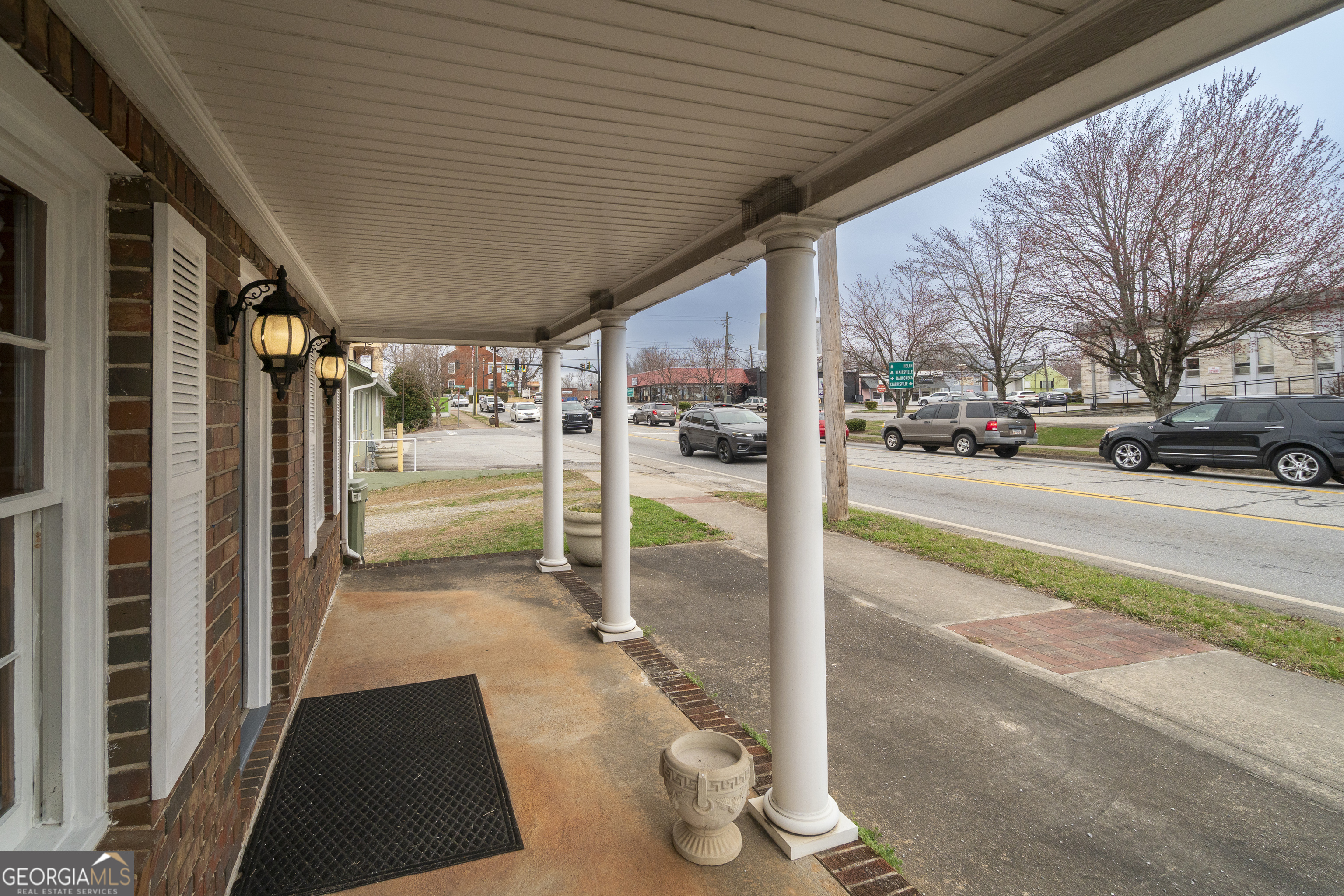 60 S Main Street Cleveland GA 30528