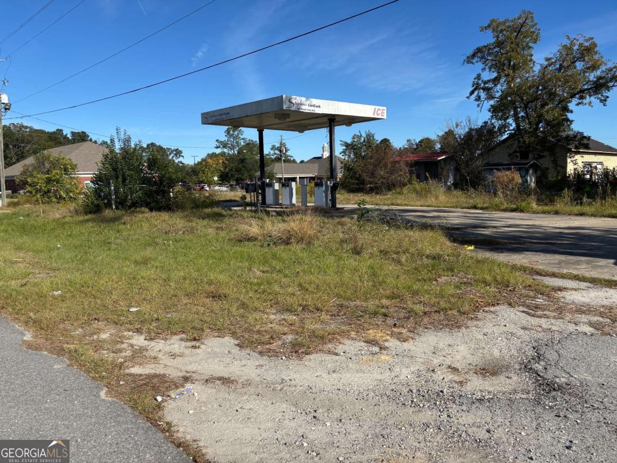 664 Plum Street Jesup GA 31545