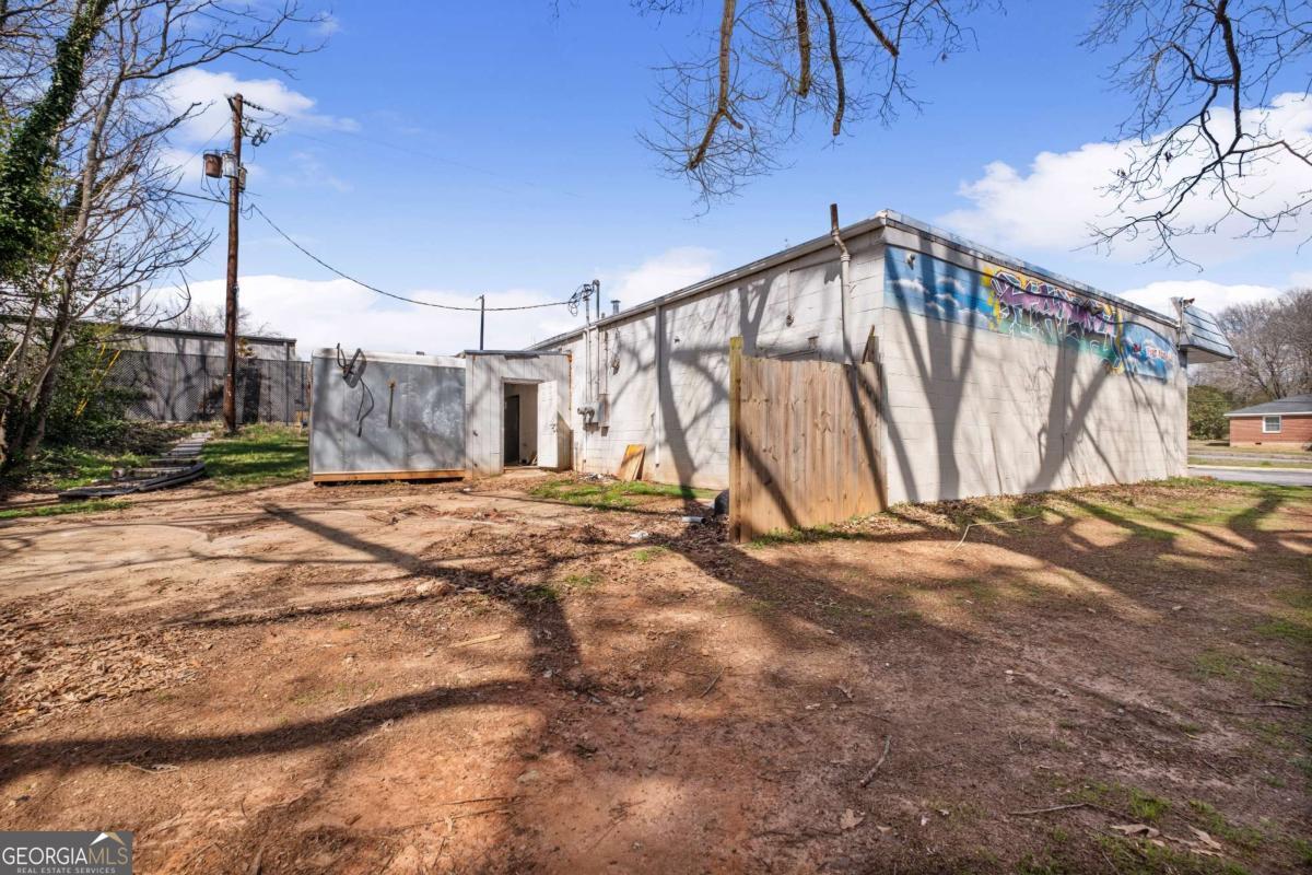 2575 Flat Shoals Road Decatur GA 30034
