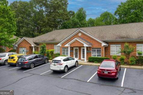 413 Creekstone Ridge Woodstock GA 30188