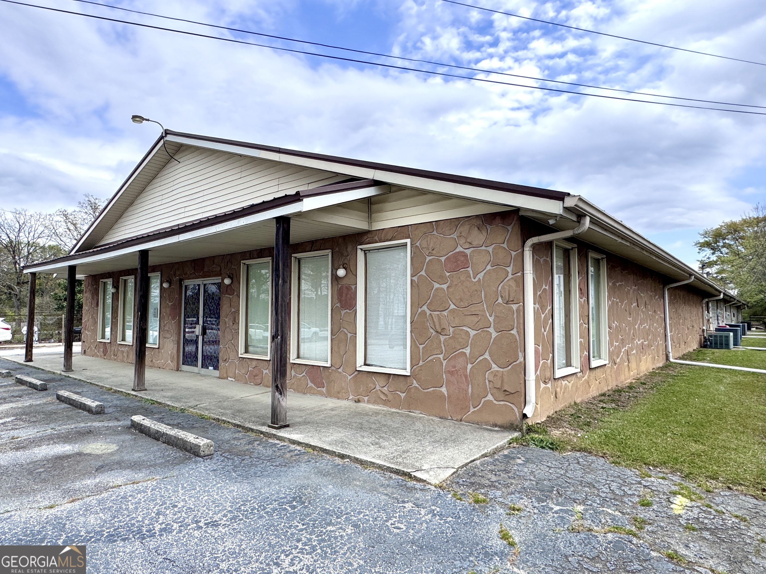 11431 Veterans Memorial Highway Douglasville GA 30134
