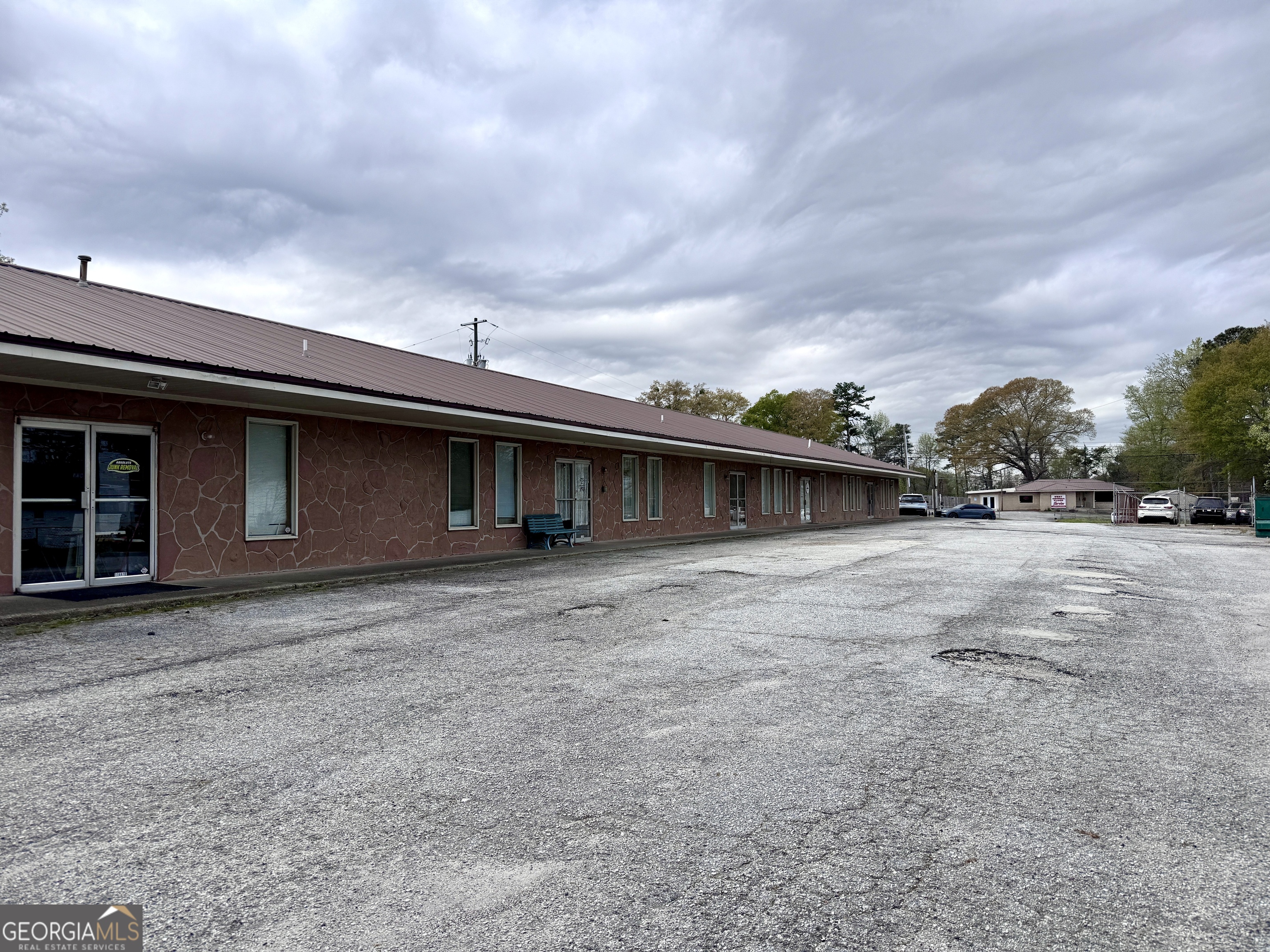 11431 Veterans Memorial Highway Douglasville GA 30134