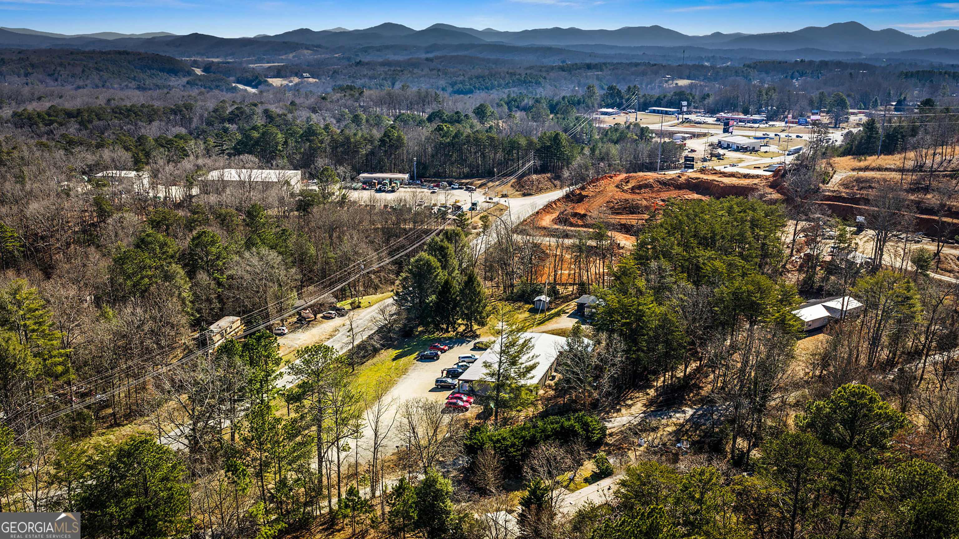 27 Shields Road Mineral Bluff GA 30559