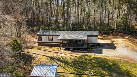 27 Shields Road Mineral Bluff GA 30559