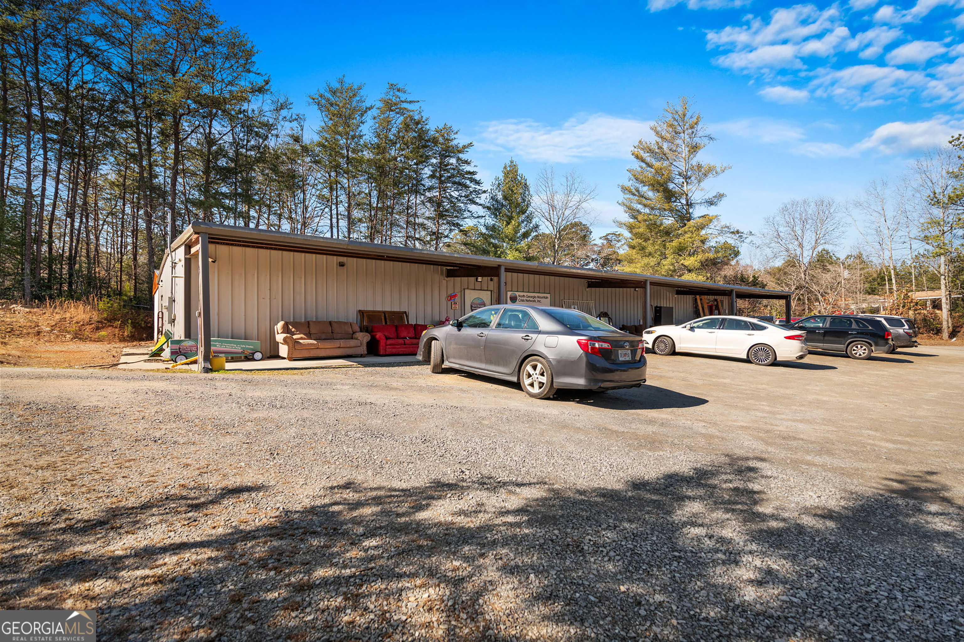27 Shields Road Mineral Bluff GA 30559
