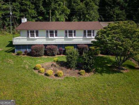 3359 Highway 356 Sautee Nacoochee GA 30571
