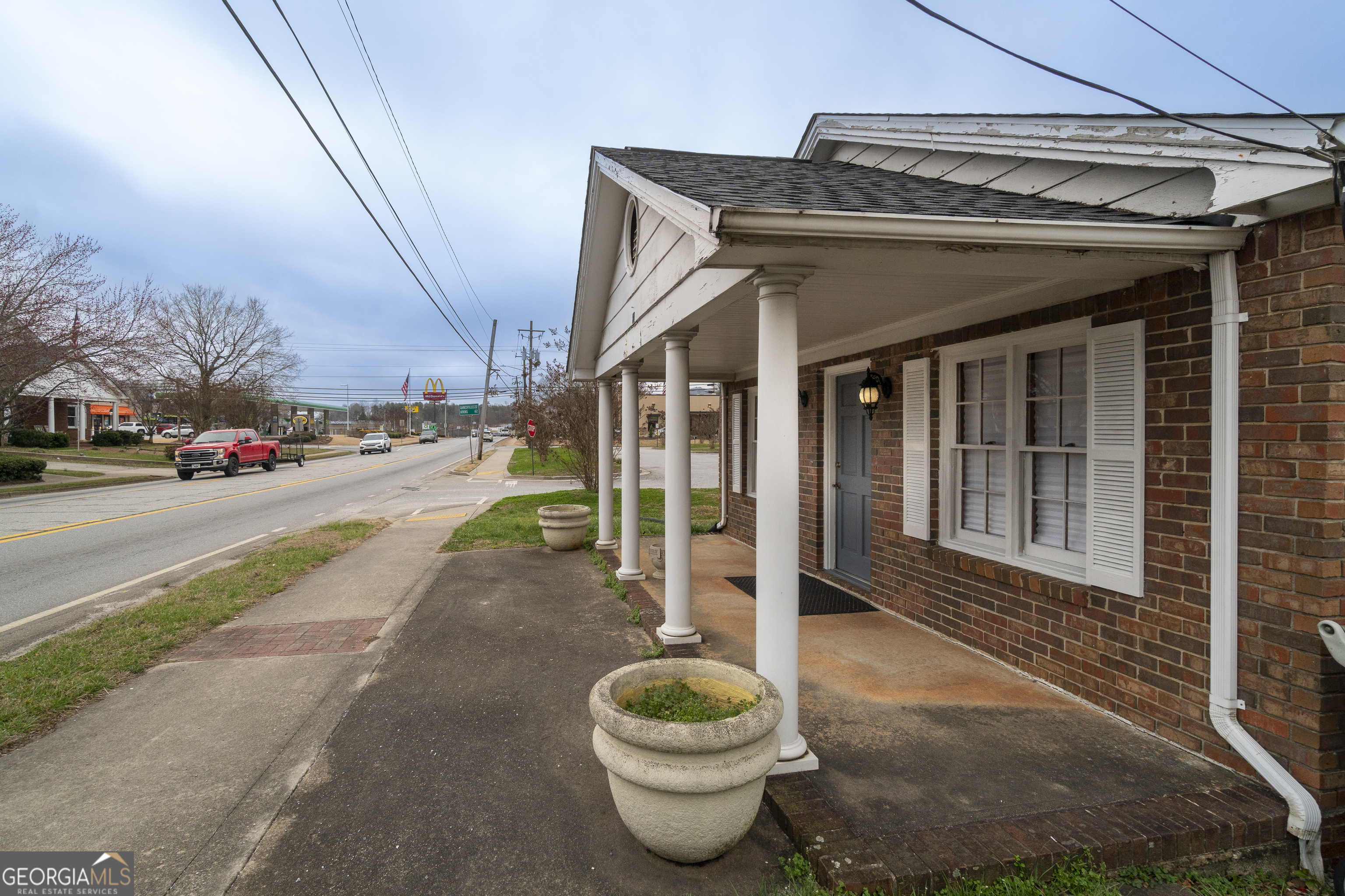 60 S Main Street Cleveland GA 30528