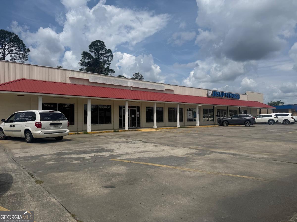 348-354 S First Street Jesup GA 31545