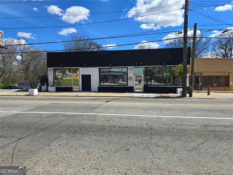 790 Cascade Avenue Atlanta GA 30310