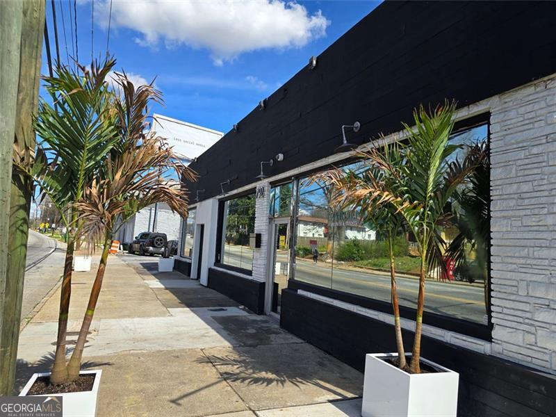 790 Cascade Avenue Atlanta GA 30310
