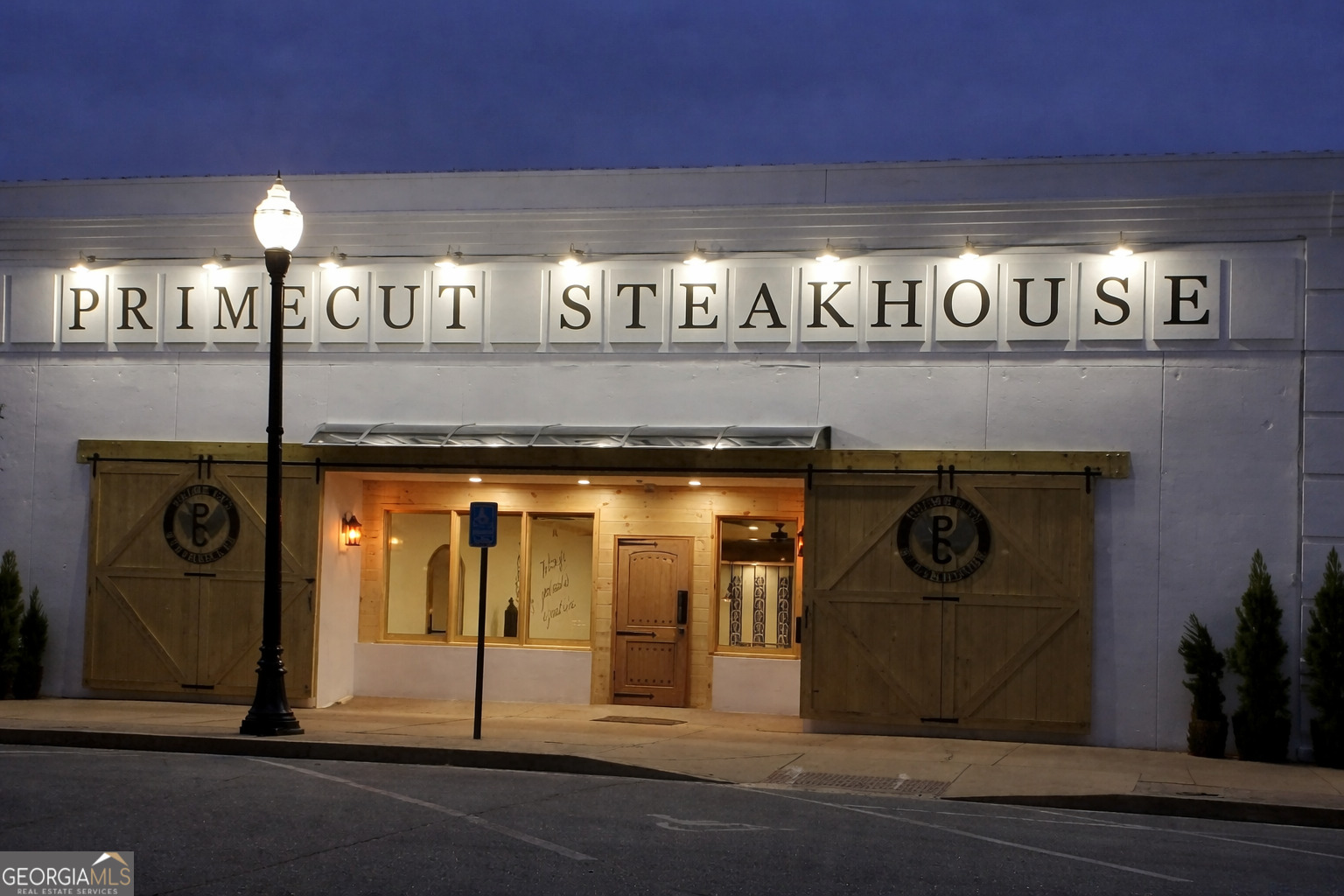 113 NE Broad Street Lyons GA 30436