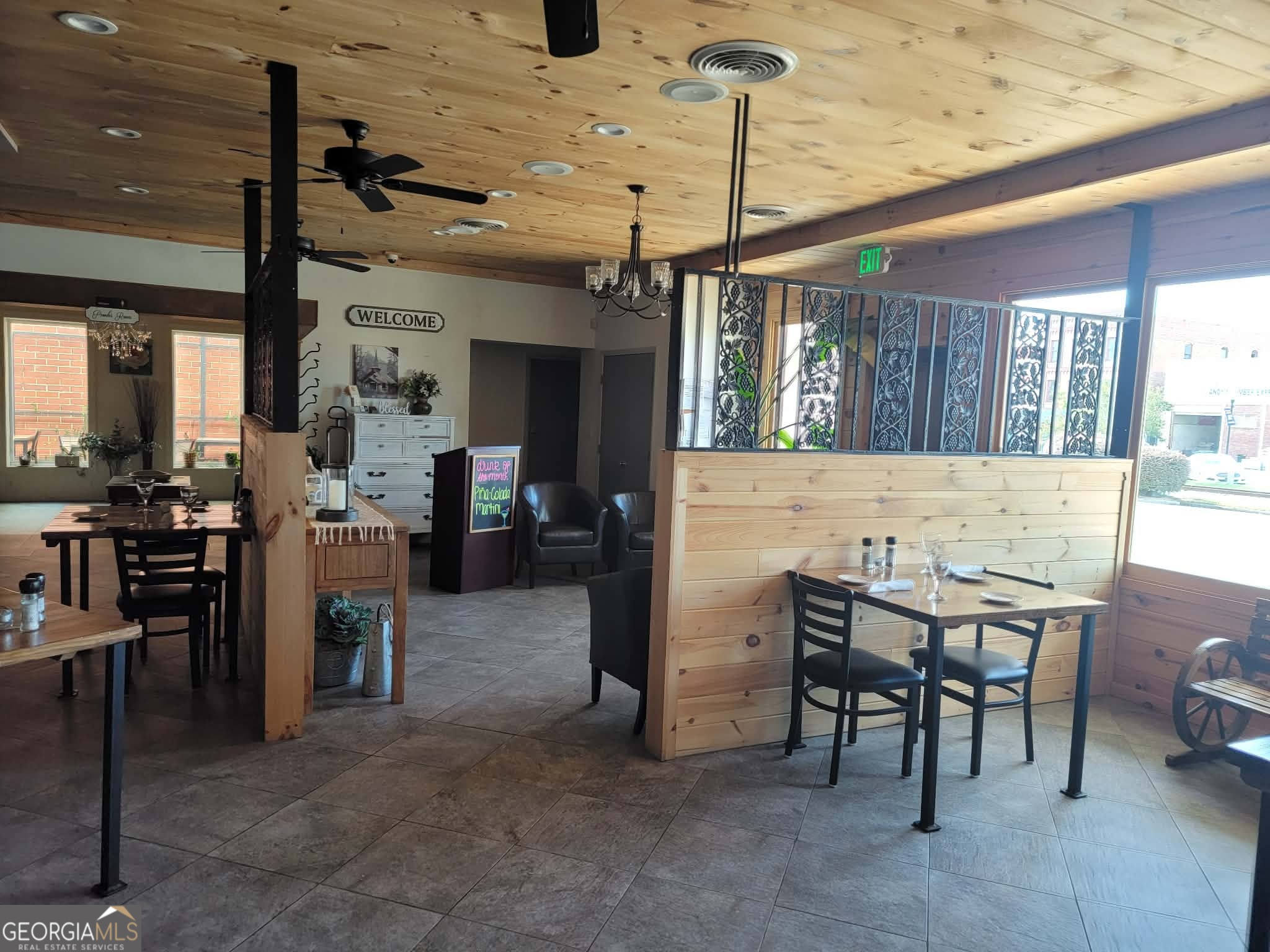 113 NE Broad Street Lyons GA 30436