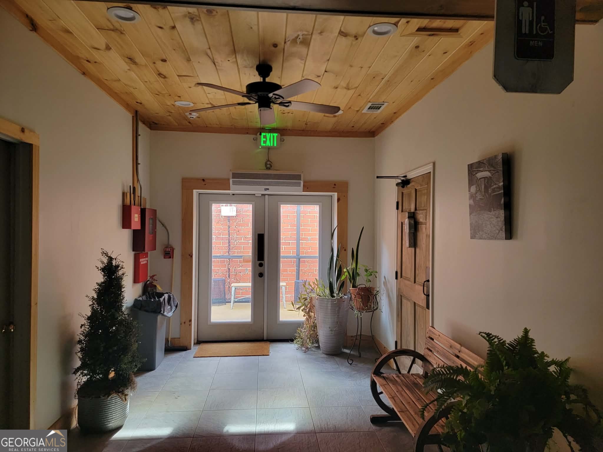 113 NE Broad Street Lyons GA 30436