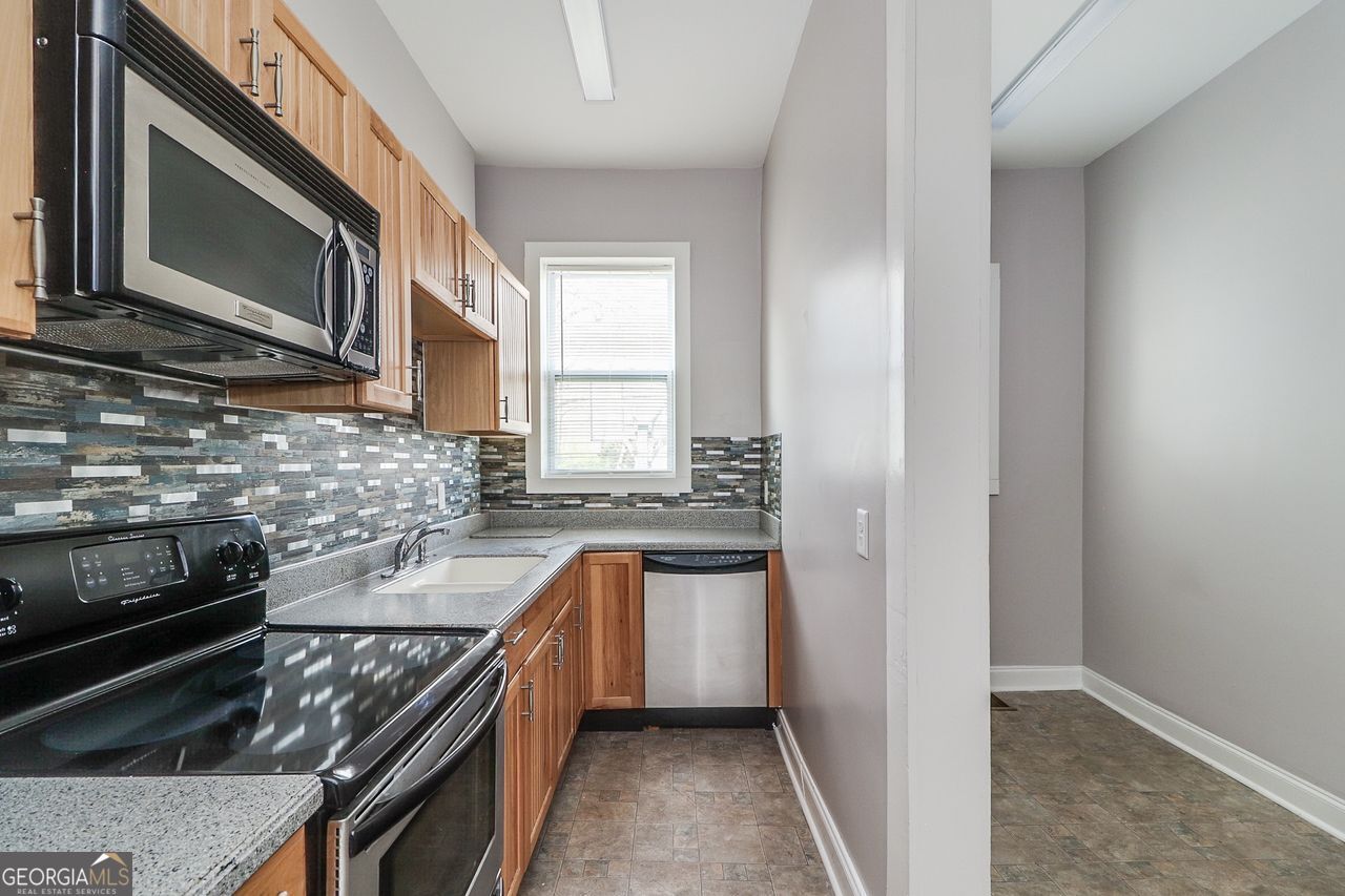 104 Candler Street Winder GA 30680