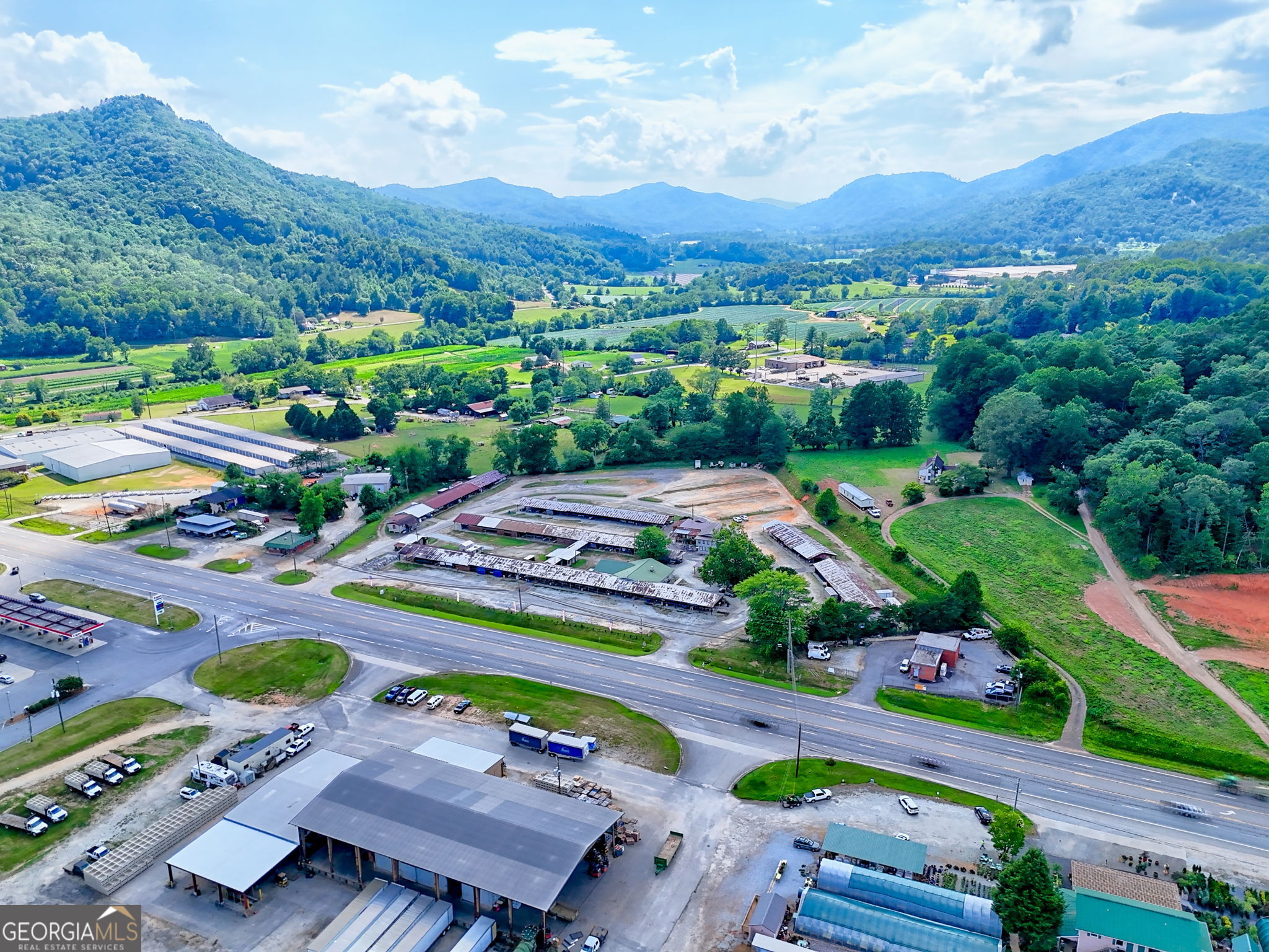134 Market Circle Rabun Gap GA 30568
