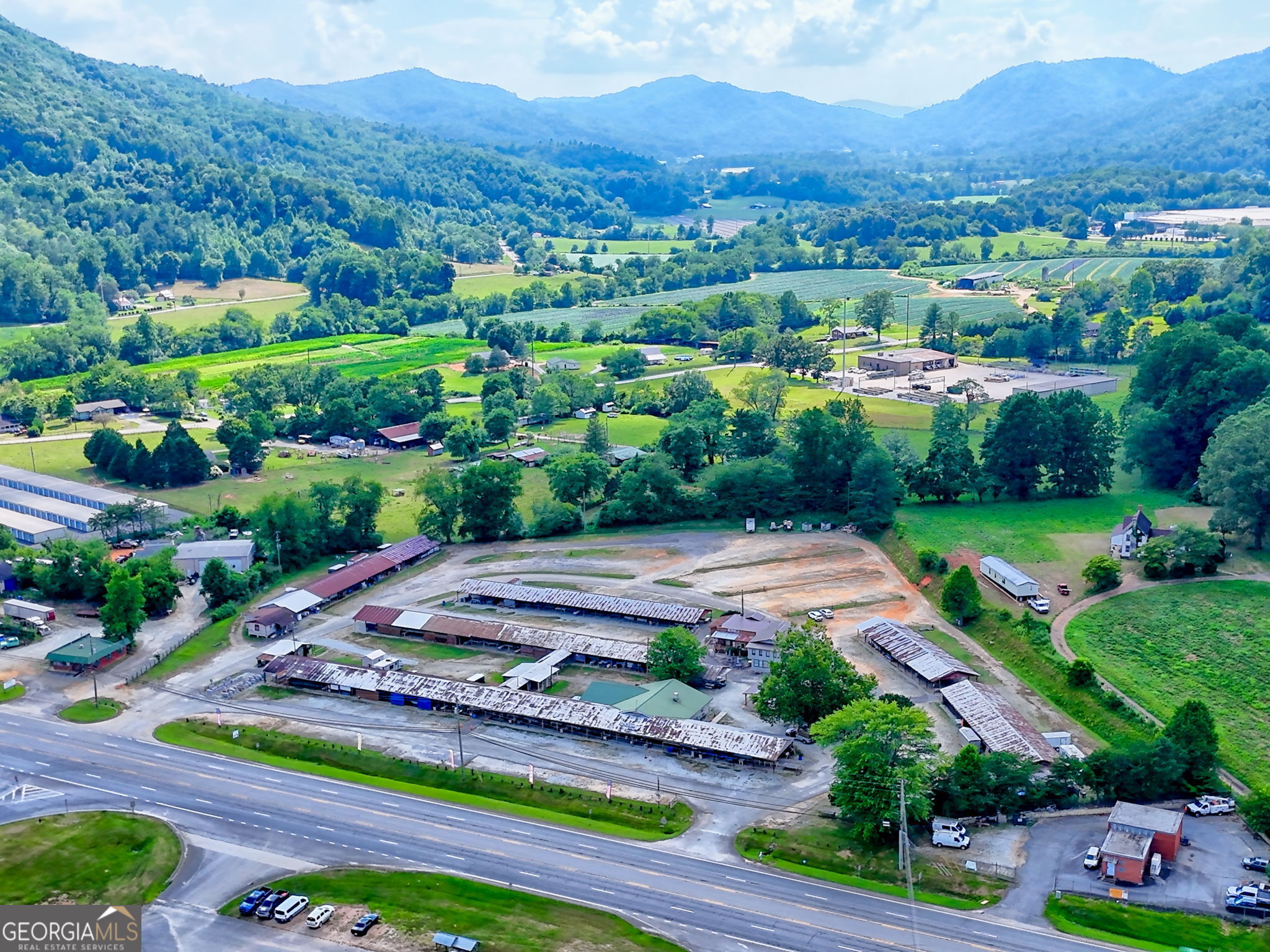 134 Market Circle Rabun Gap GA 30568