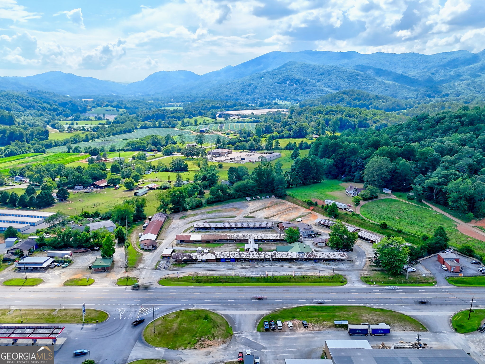 134 Market Circle Rabun Gap GA 30568