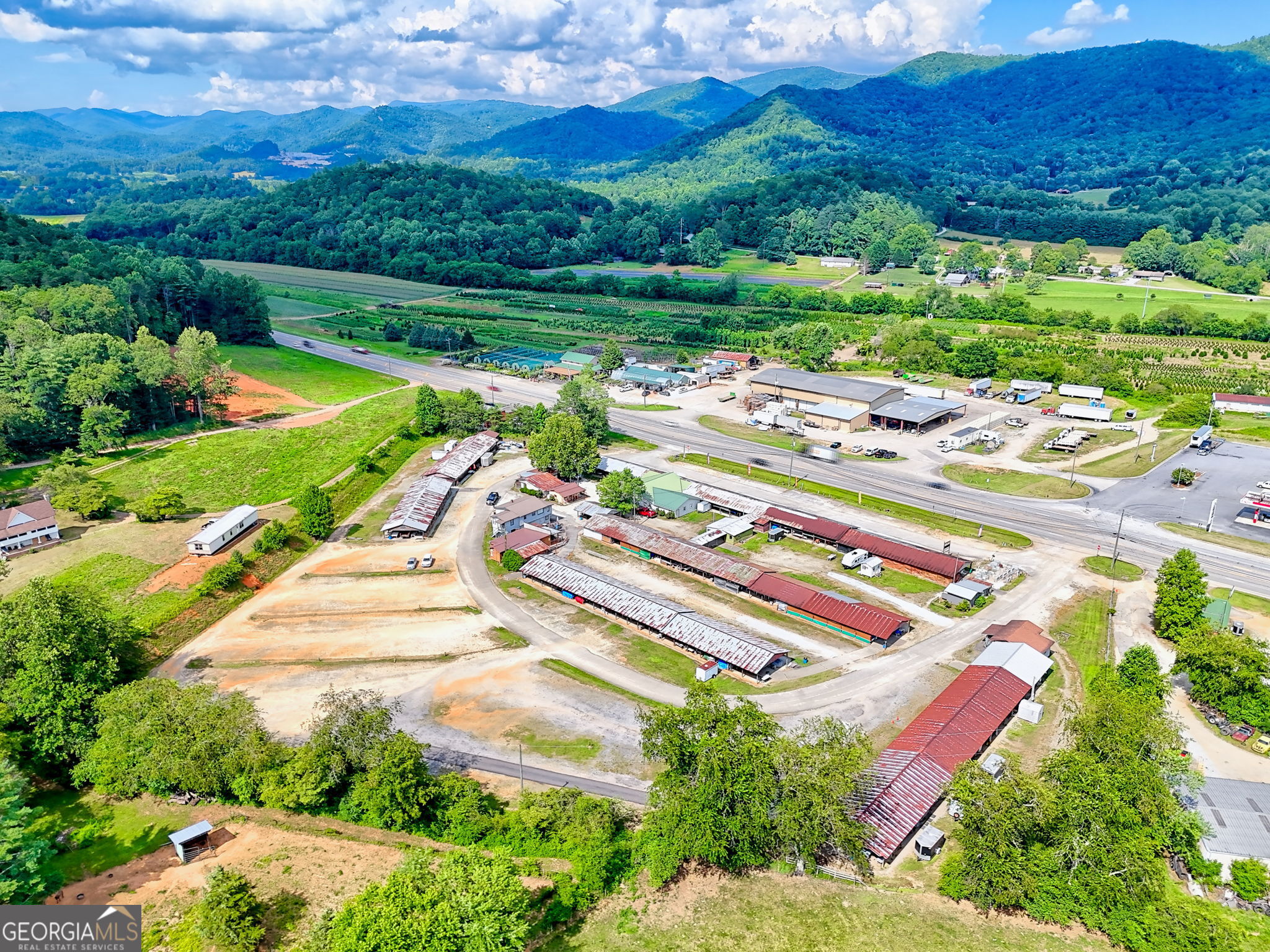 134 Market Circle Rabun Gap GA 30568