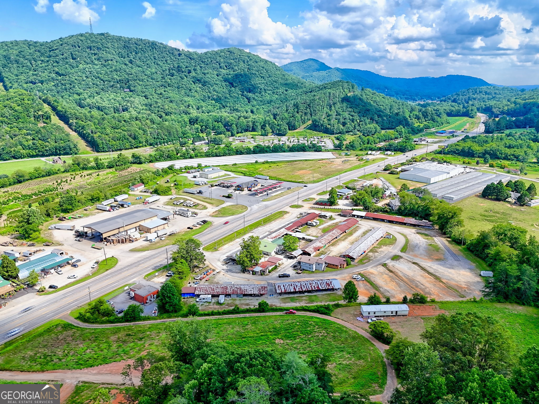 134 Market Circle Rabun Gap GA 30568