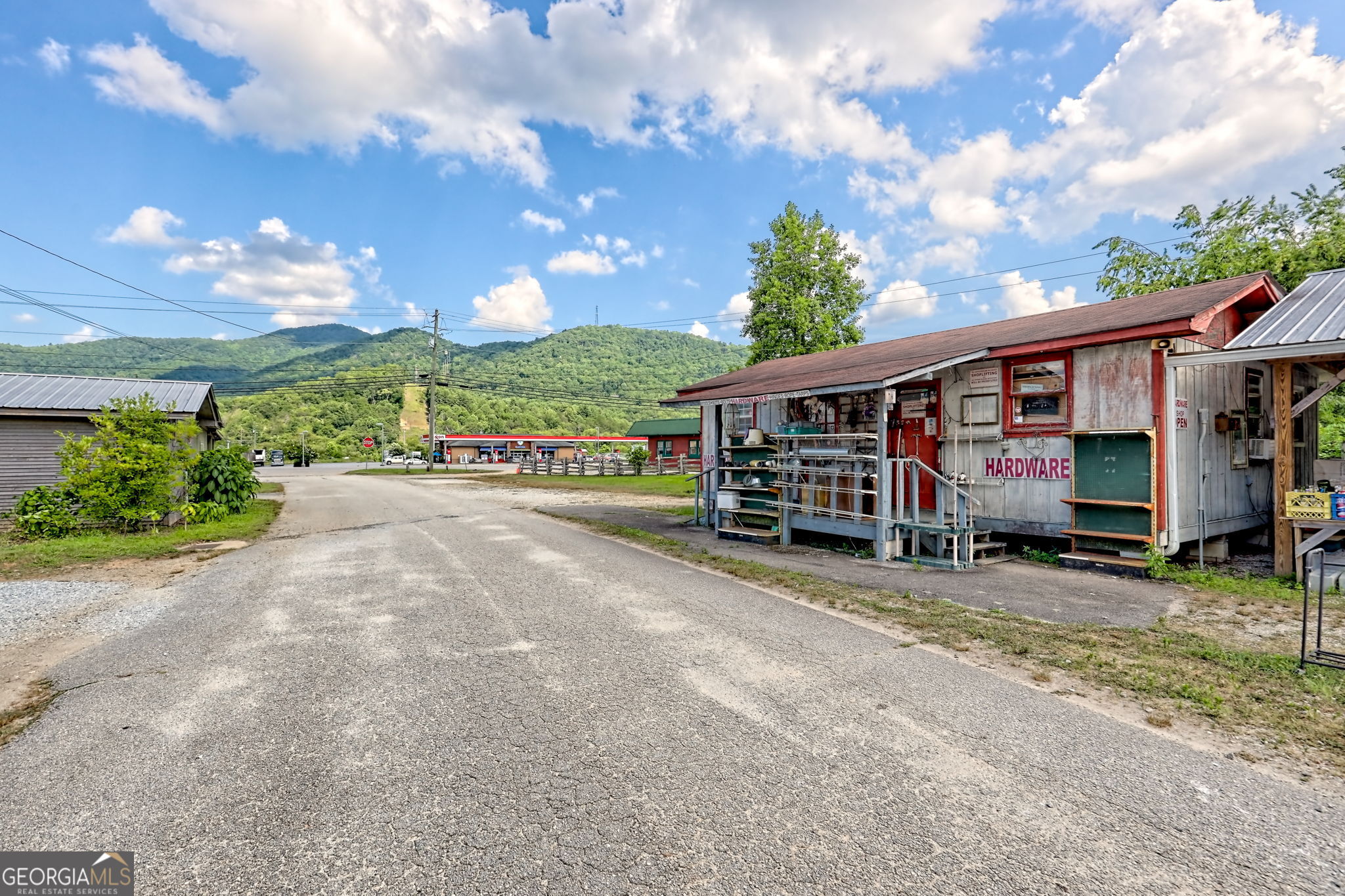 134 Market Circle Rabun Gap GA 30568