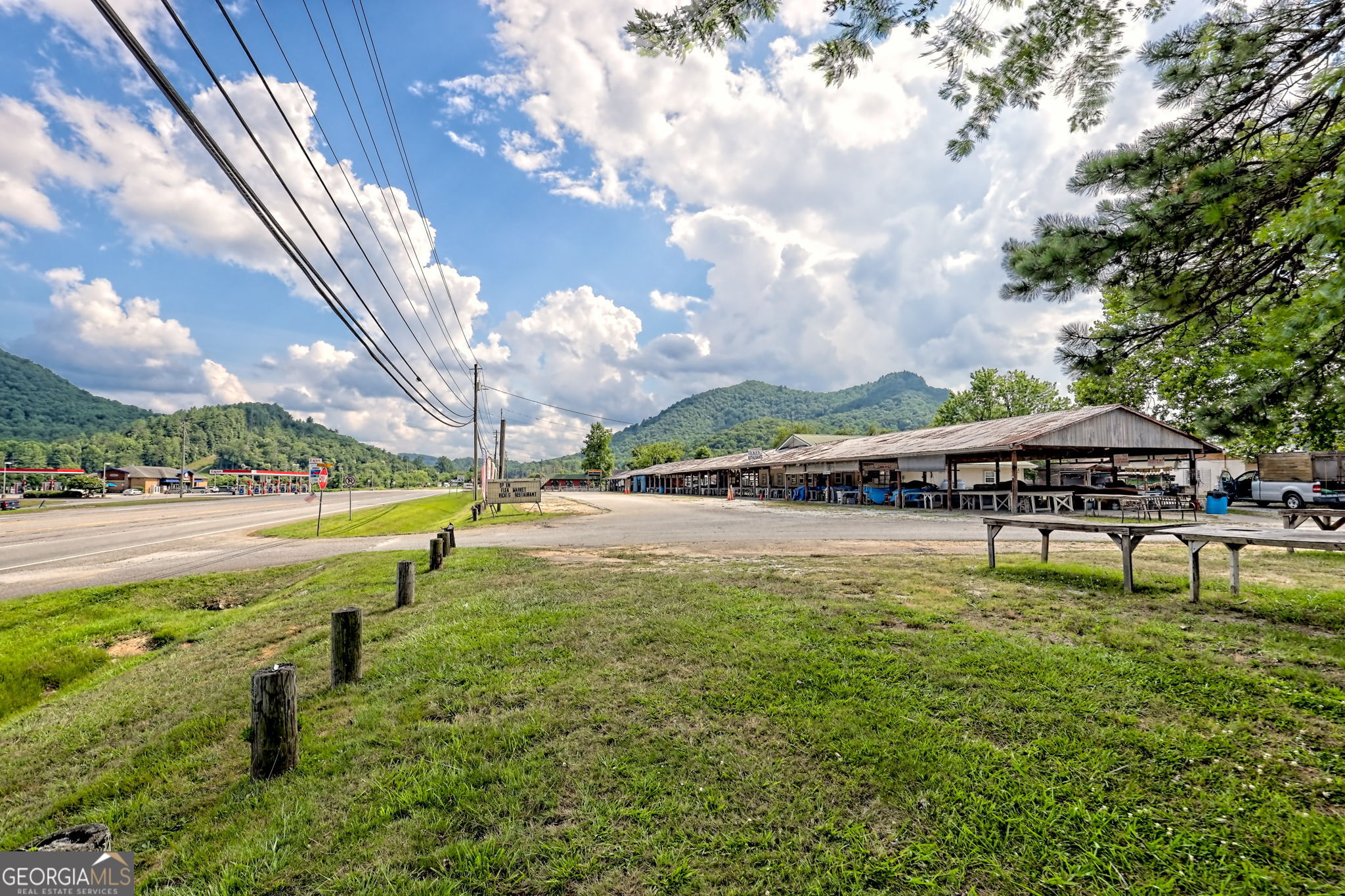 134 Market Circle Rabun Gap GA 30568