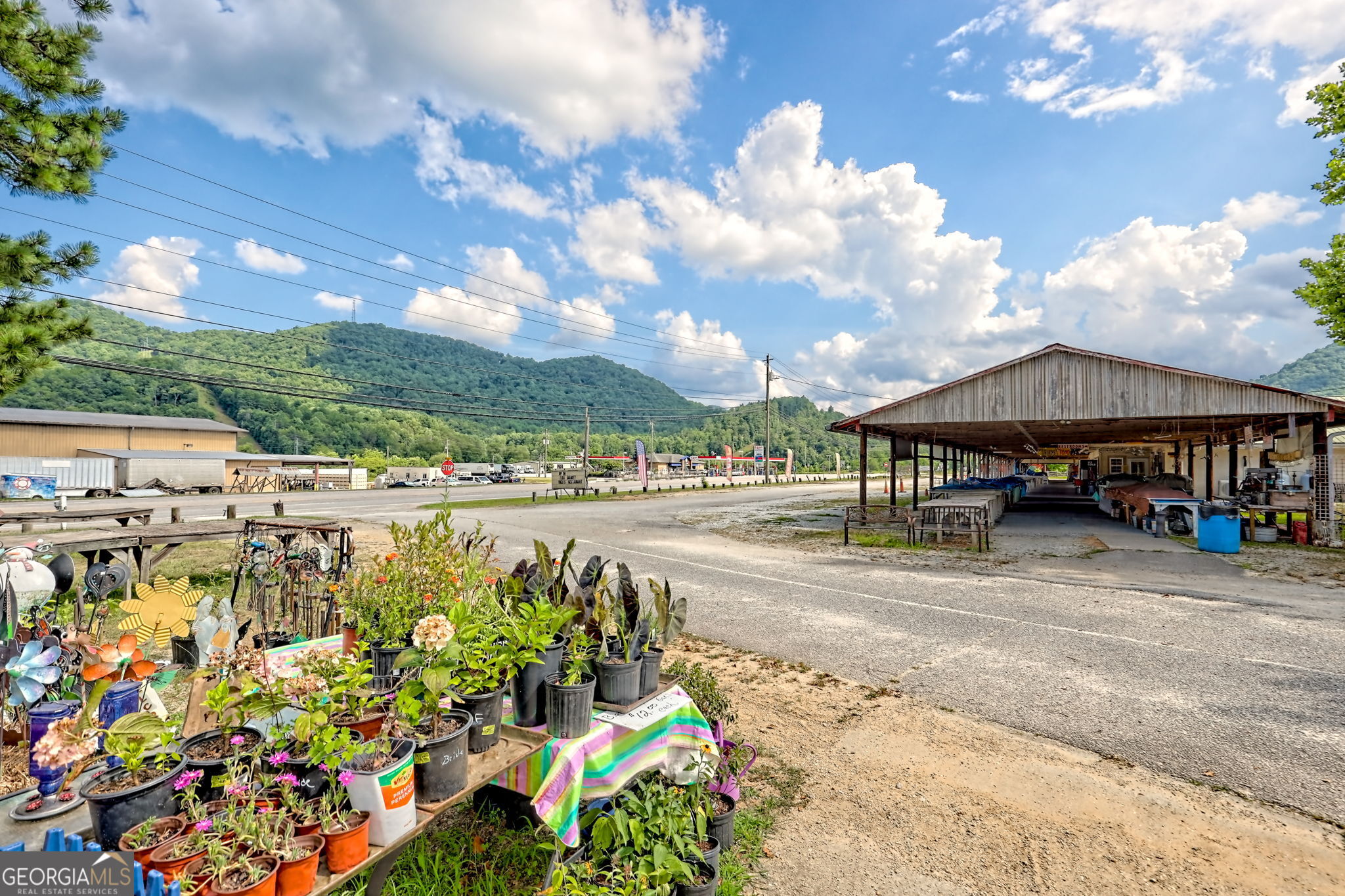134 Market Circle Rabun Gap GA 30568