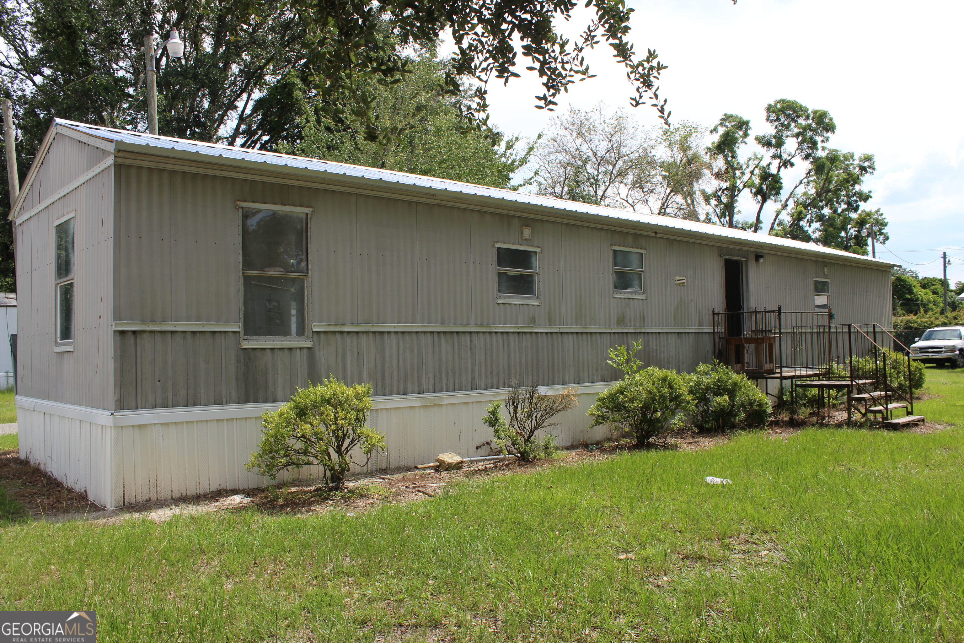 33 Peeler Lakeland GA 31635