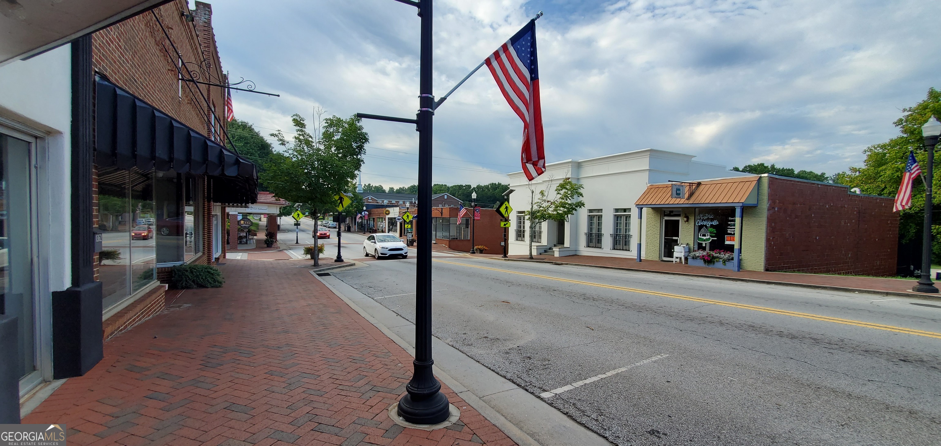1362 Washington Street Clarkesville GA 30523