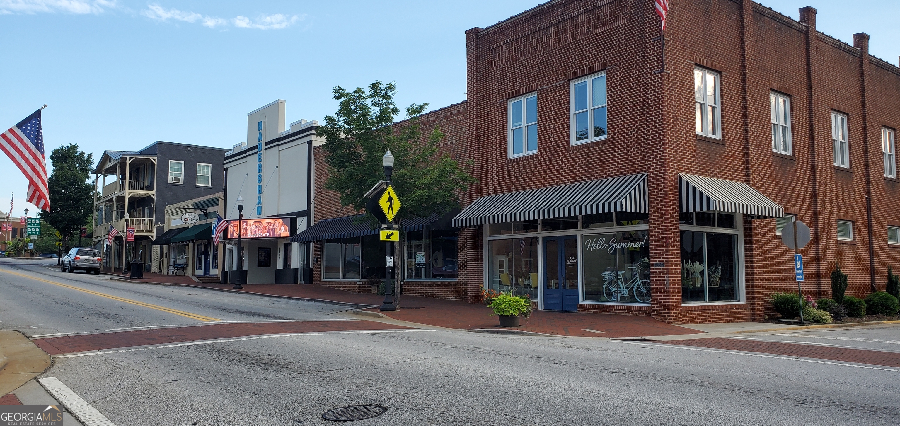1362 Washington Street Clarkesville GA 30523