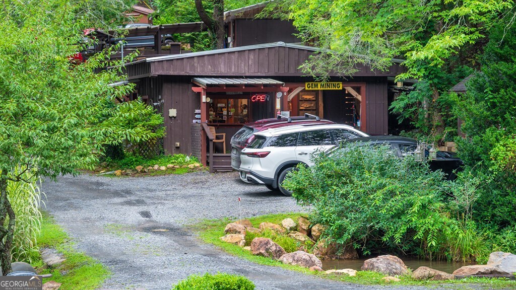 24 Adelaide Drive Blue Ridge GA 30513
