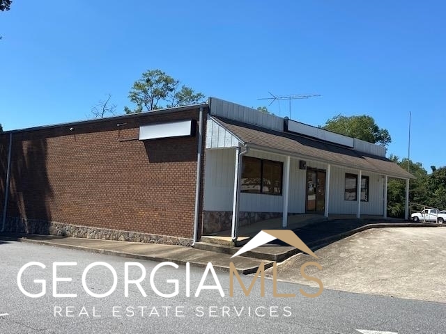 70 Memorial Drive Dahlonega GA 30533