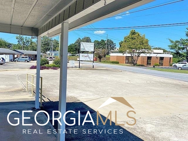 70 Memorial Drive Dahlonega GA 30533