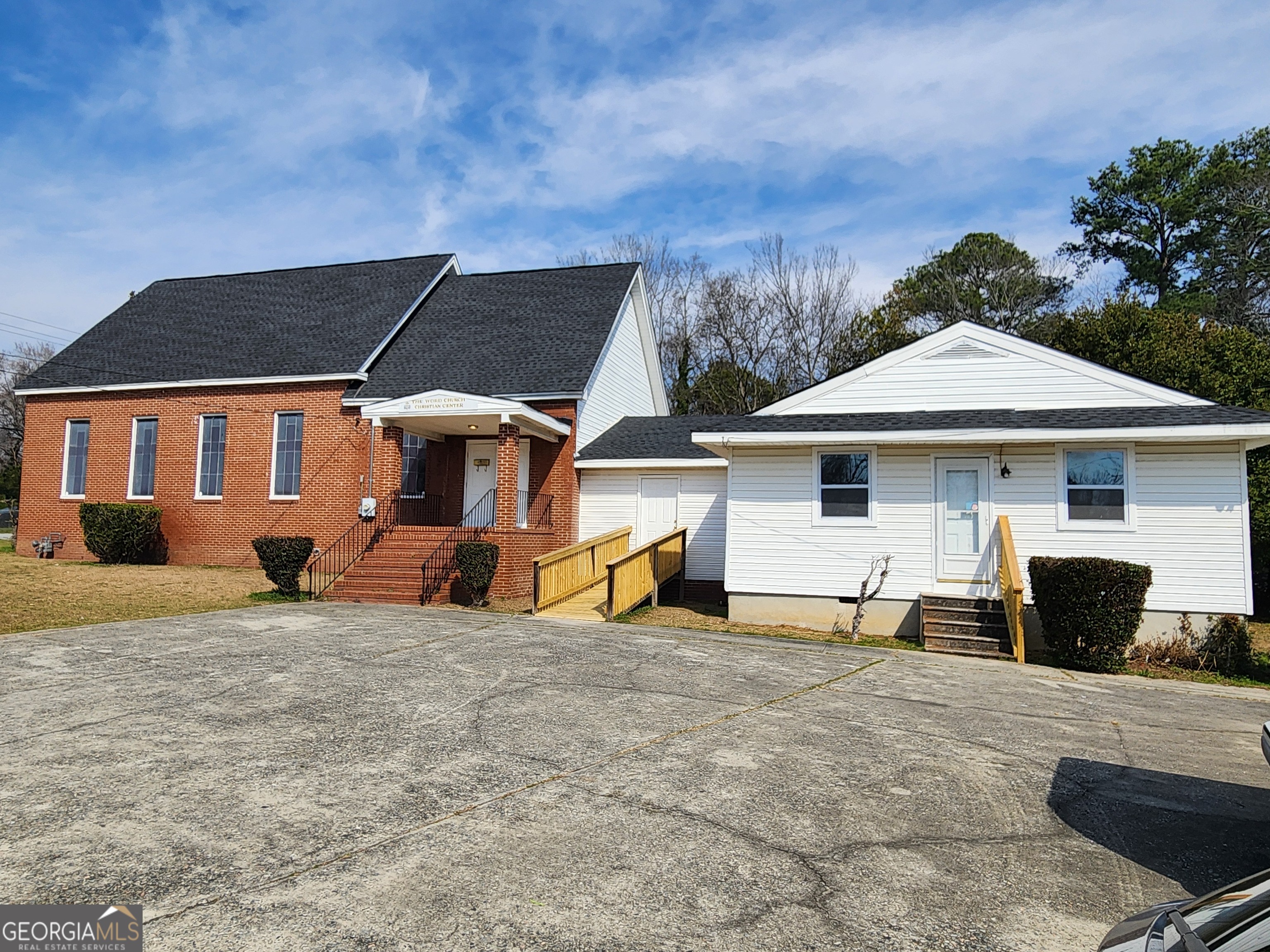 3592 Log Cabin Drive Macon GA 31204