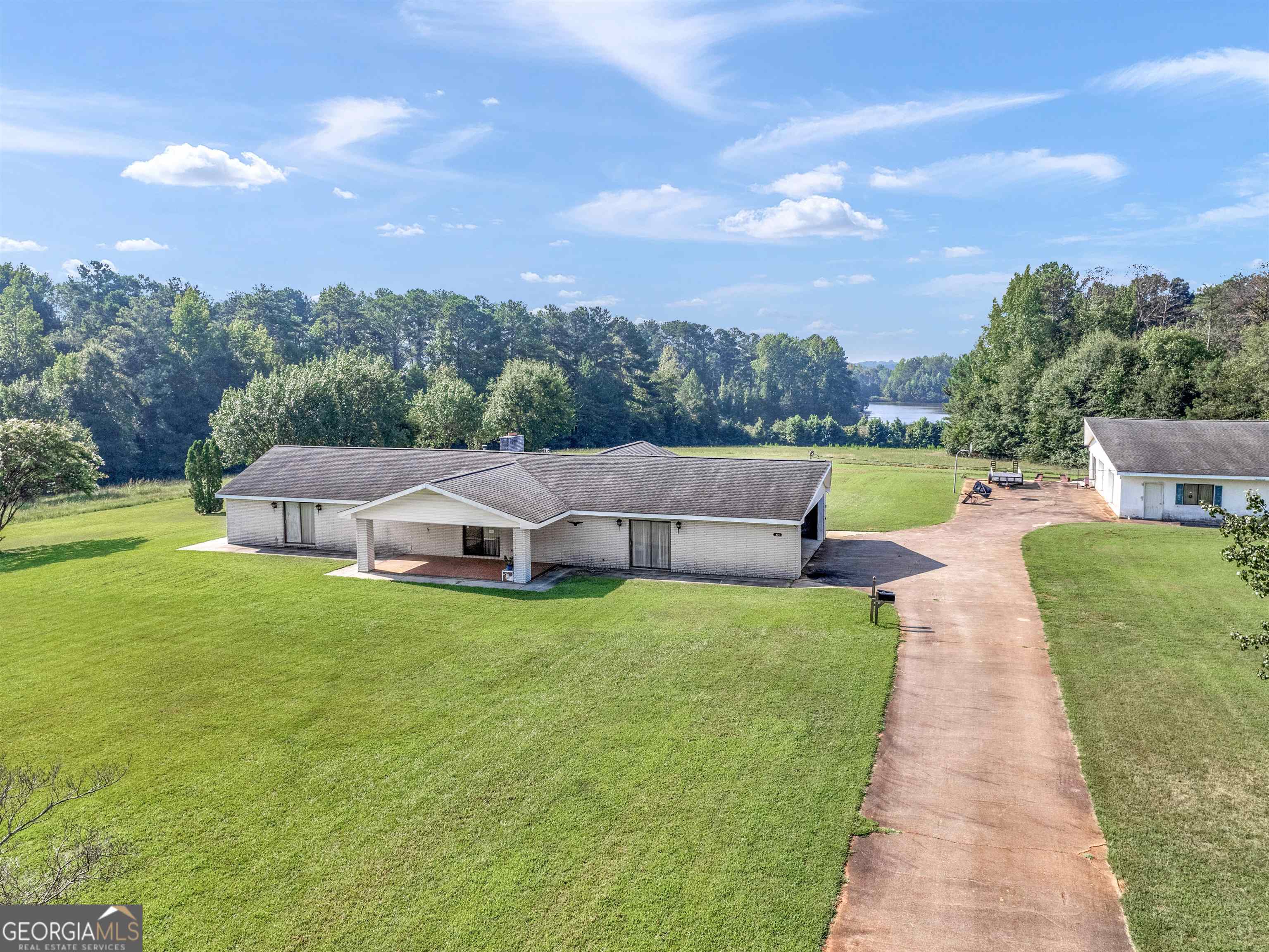 131 Bowden Road Ellenwood GA 30294