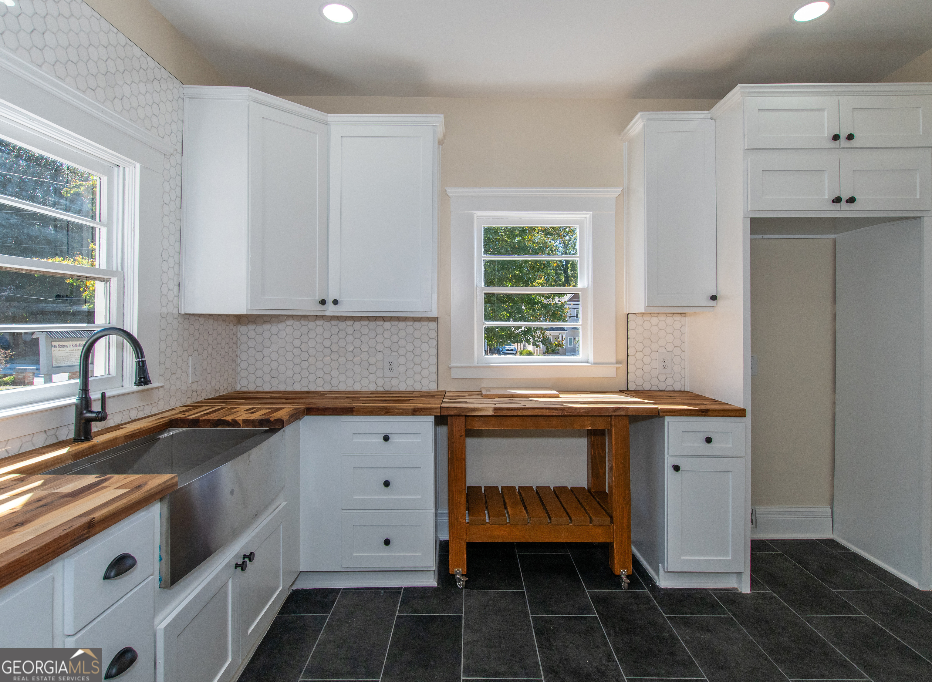 89 W Campbellton Street Fairburn GA 30213