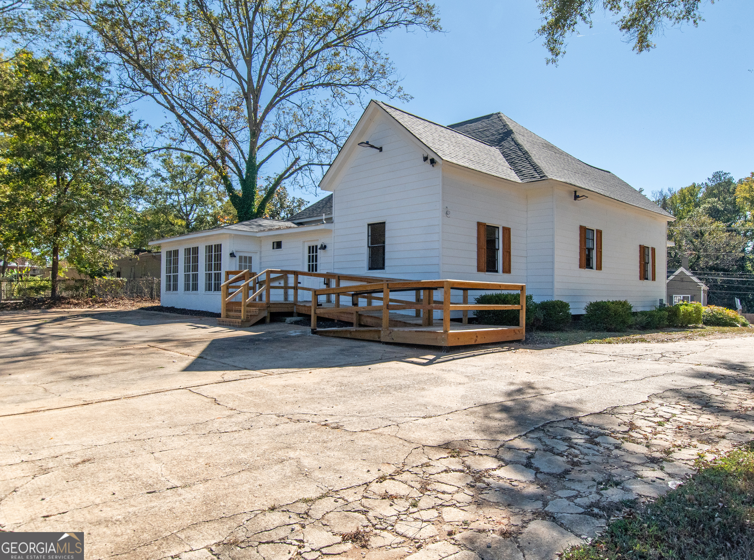 89 W Campbellton Street Fairburn GA 30213
