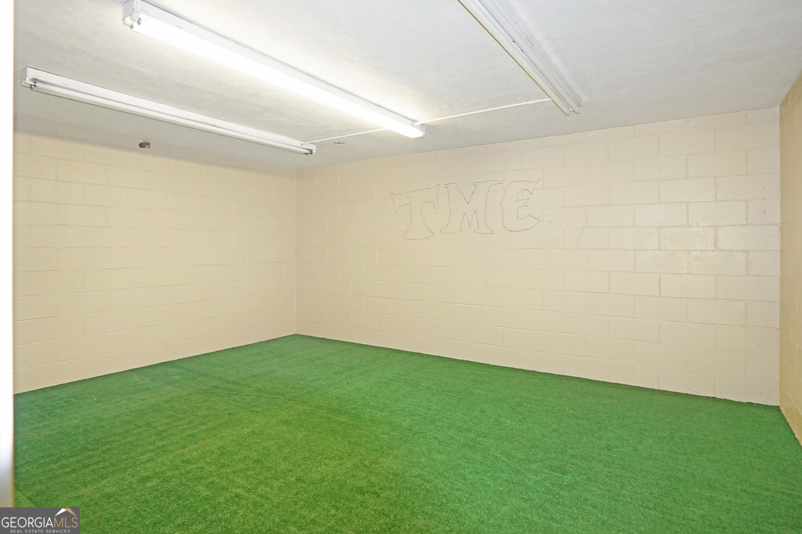 1560 Commercial Court Jonesboro GA 30238